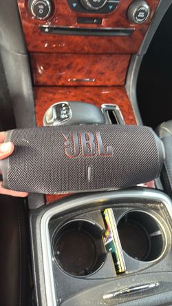 JBL charge 6