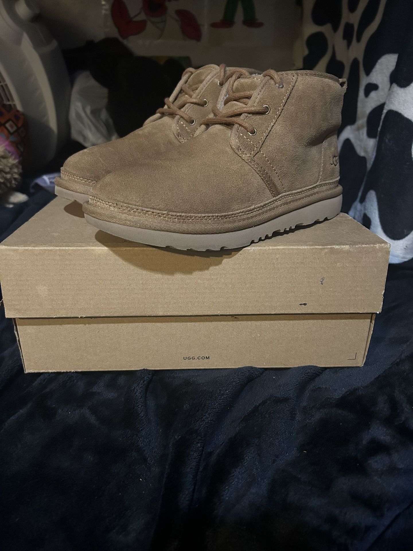6.5 woman’s uggs