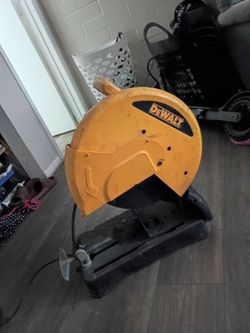 DeWalt table saw