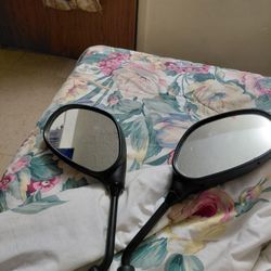GREAT MIRRORS IN GREAT CONDITION 
