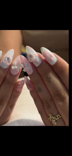 Nail tech Chandler