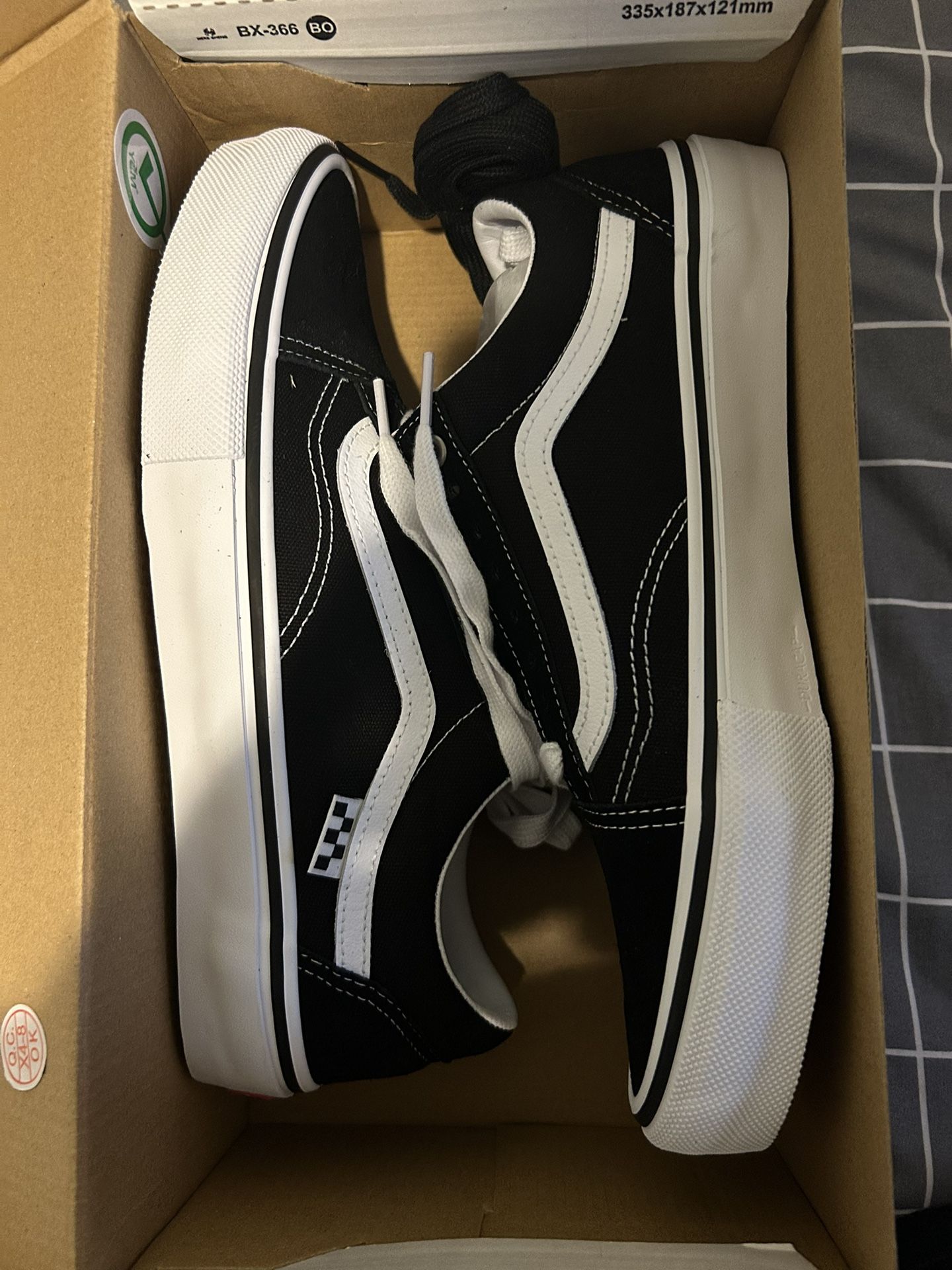 Vans 
