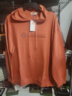 Lululemon shirt hooded