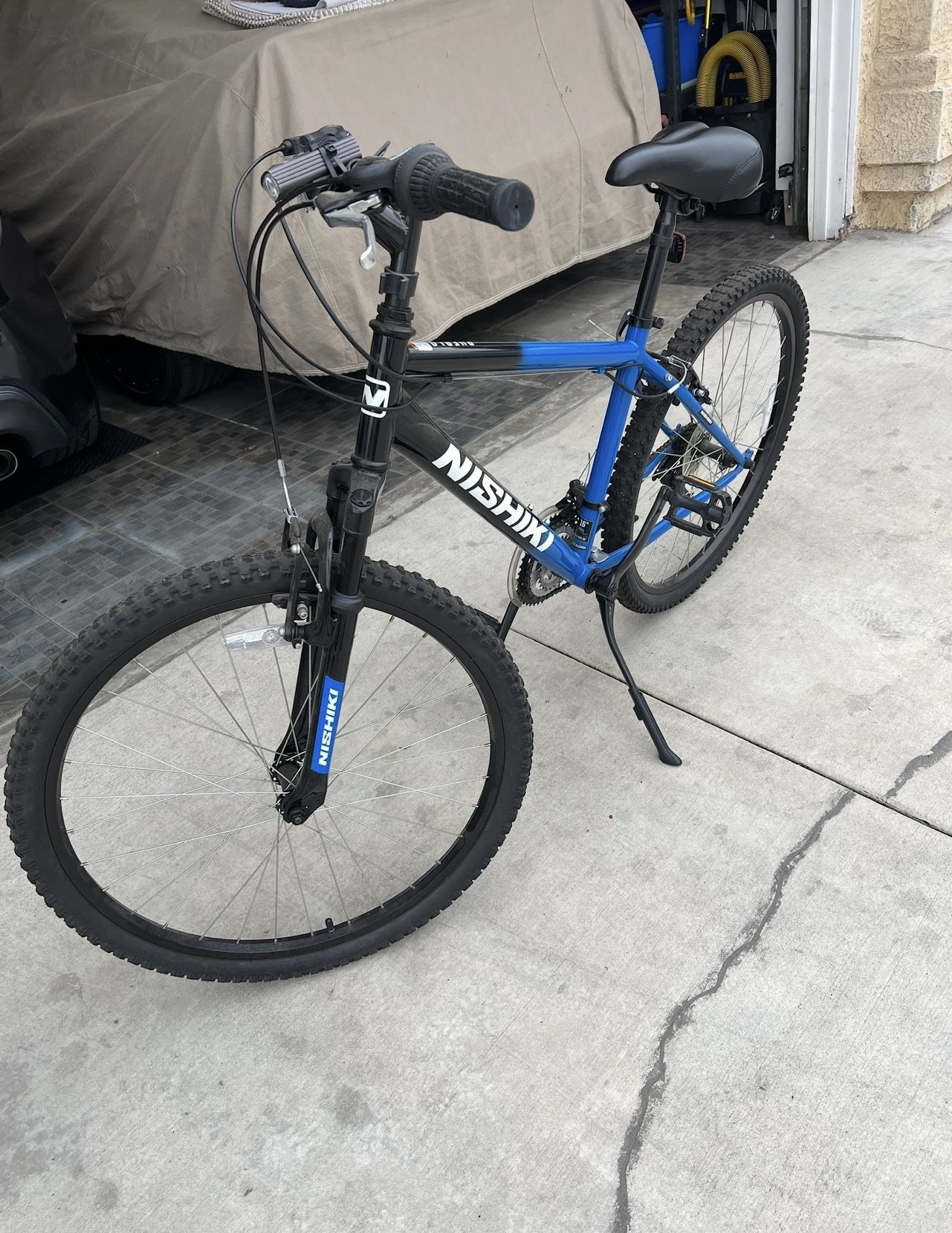 Nishiki Mountain Bike