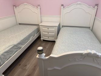 White Twin Bed Set with Nightstand
