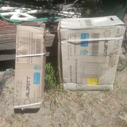 AIR CONDITIONER  BRAND NEW ALBOTT