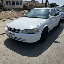 2001 Toyota Camry 