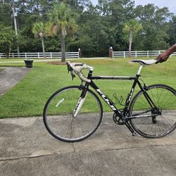 FUJI ROUBAIX BICYCLE 