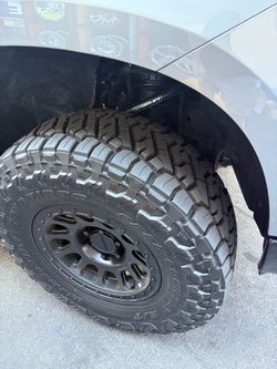 ReadyLIFT 1.75” Leveling Kit + UCAs – Silverado Trail Boss