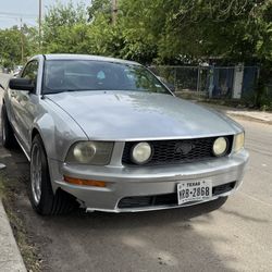 2005 Ford Mustang