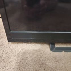 TV (24") Vizio