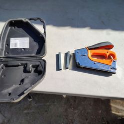 Staple Gun
