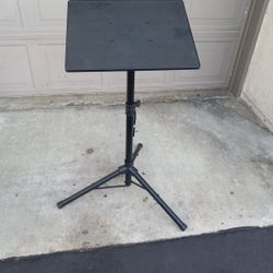 Tripod Plus Magic Table