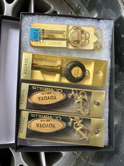 Royal Clover Keys