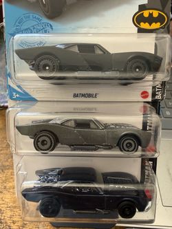 Hot wheels Batmobile 3 car lot
