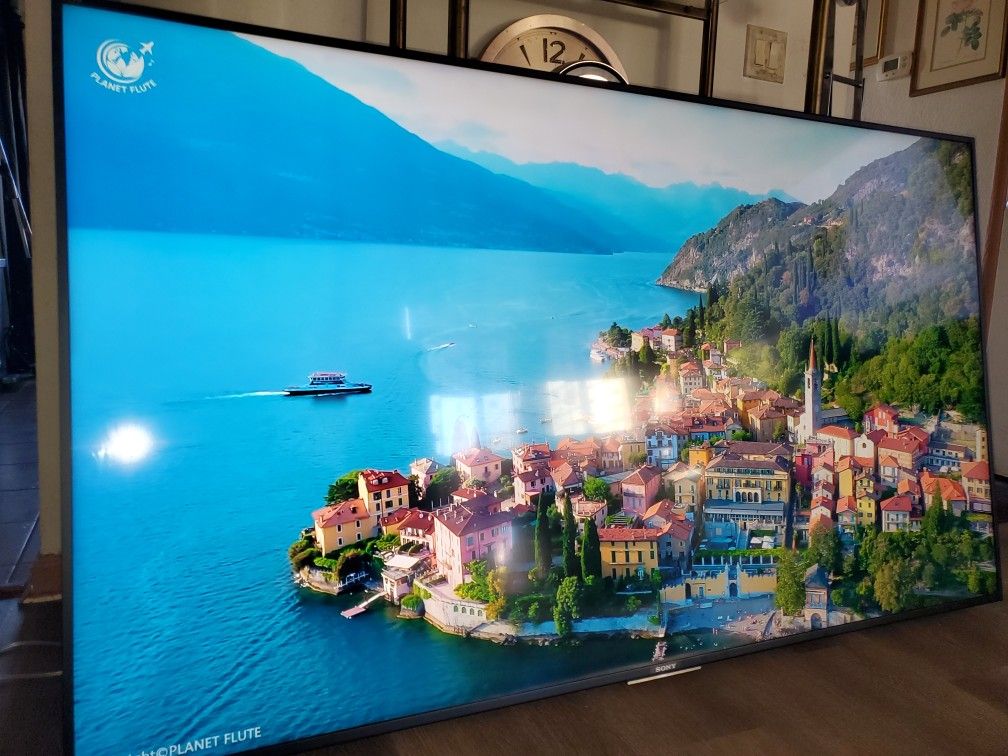 80" Sony Google Android Smart Tv 4k Great Condition.  Tv Has Great Quality Pics No Scratch Come With Original Remote 