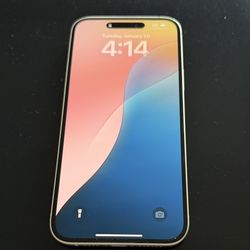 Pristine Condition Unlocked iphone 15 Plus Yellow 256gb