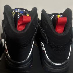 Jordan Retro 8 Playoffs Sz 4Y