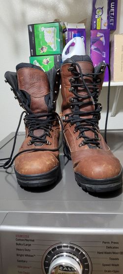Mens boots