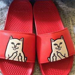 RIPNDIP Sandalias