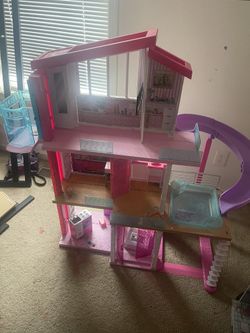 Barbie Dream house 