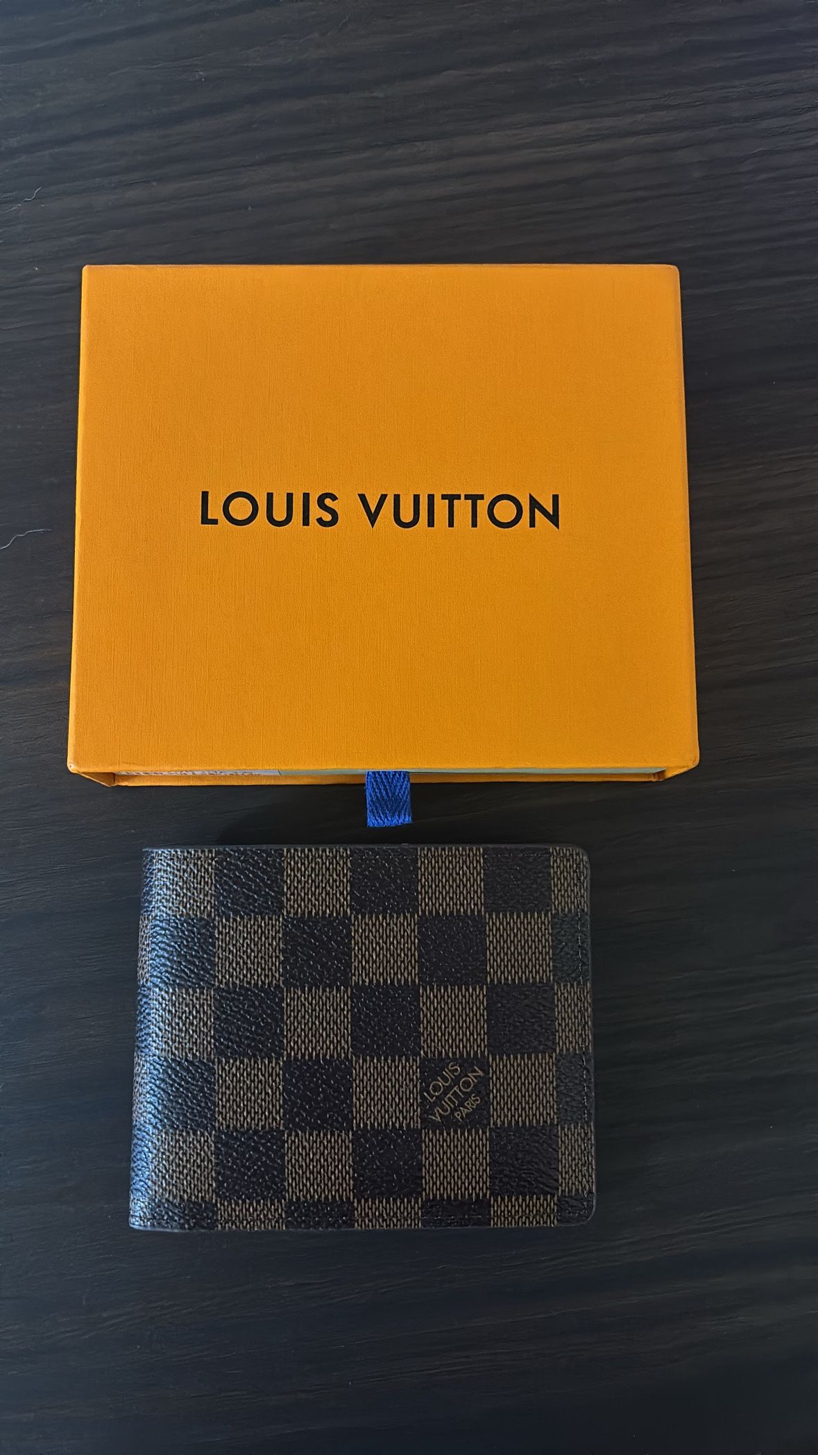 Louis Vuitton- Damier Eben Cross