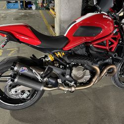 2017 Ducati 821 Monster