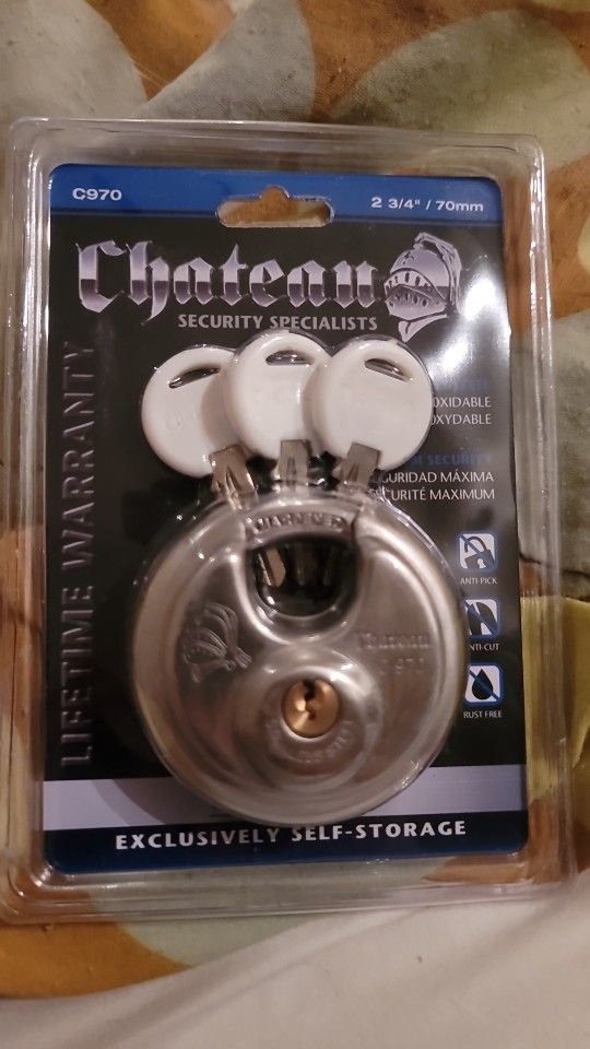 Chateau Exclusively Self-storage Disc Lock Model C970. 3 Keys