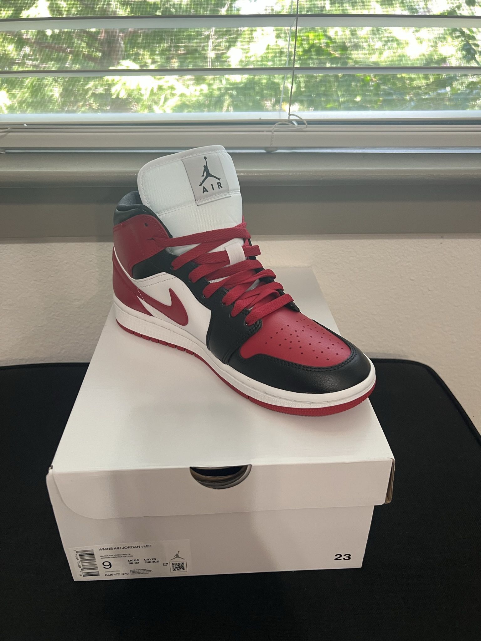 Brand new Jordan 1 Size 9 Women