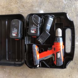 18volt Black And Decker Cordless Drill With Case Charger And 2 Batteries