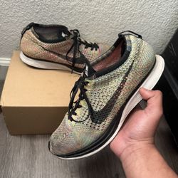 Nike Flyknit  Racers Size 9