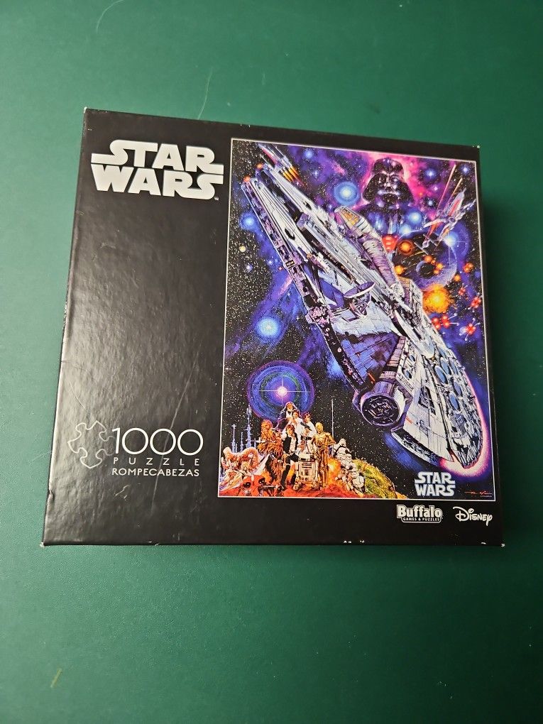 Star Wars Disney Buffalo Puzzle - 1000 Pieces Opened