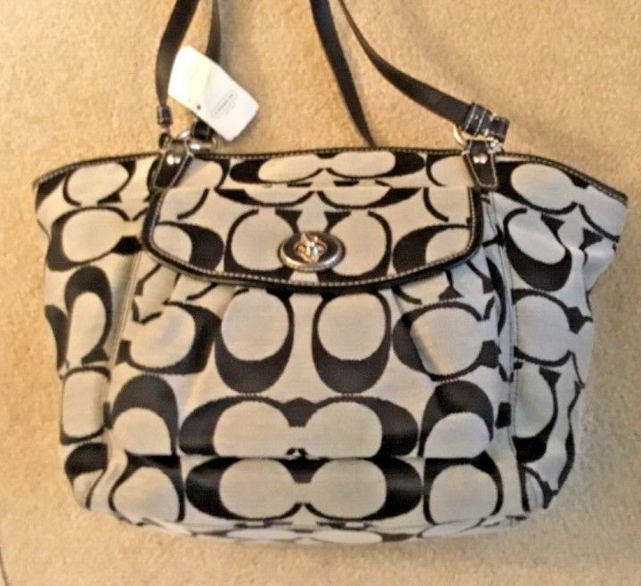 COACH SIGNATURE PRINT SHOULDER BAG $50 OBO!
