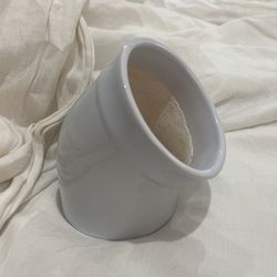 Emile Henry French Salt Pig / Cellar, Flour (White)