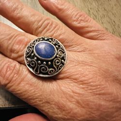 NEW 925 REAL SILVER RING BEATIFUL WITH ZAFIRO BLUE STONE PERFECT CONDITION 