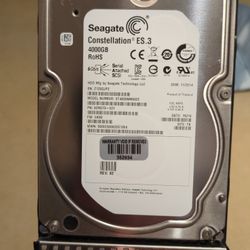 4 Seagate 4 TB Drives