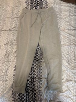 Men’s Grey Fleece Jogger Pants Size Large (36-38)