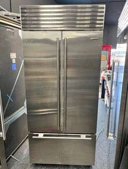 Sub Zero stainless steel French door Built in 36” Fridge