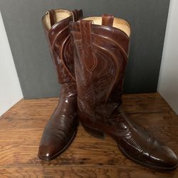 Men’s Tony Lamas Beautiful Leather Cowboy Boots  8.5 Bs