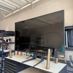 Toshiba 43” 4K Smart LCD tv