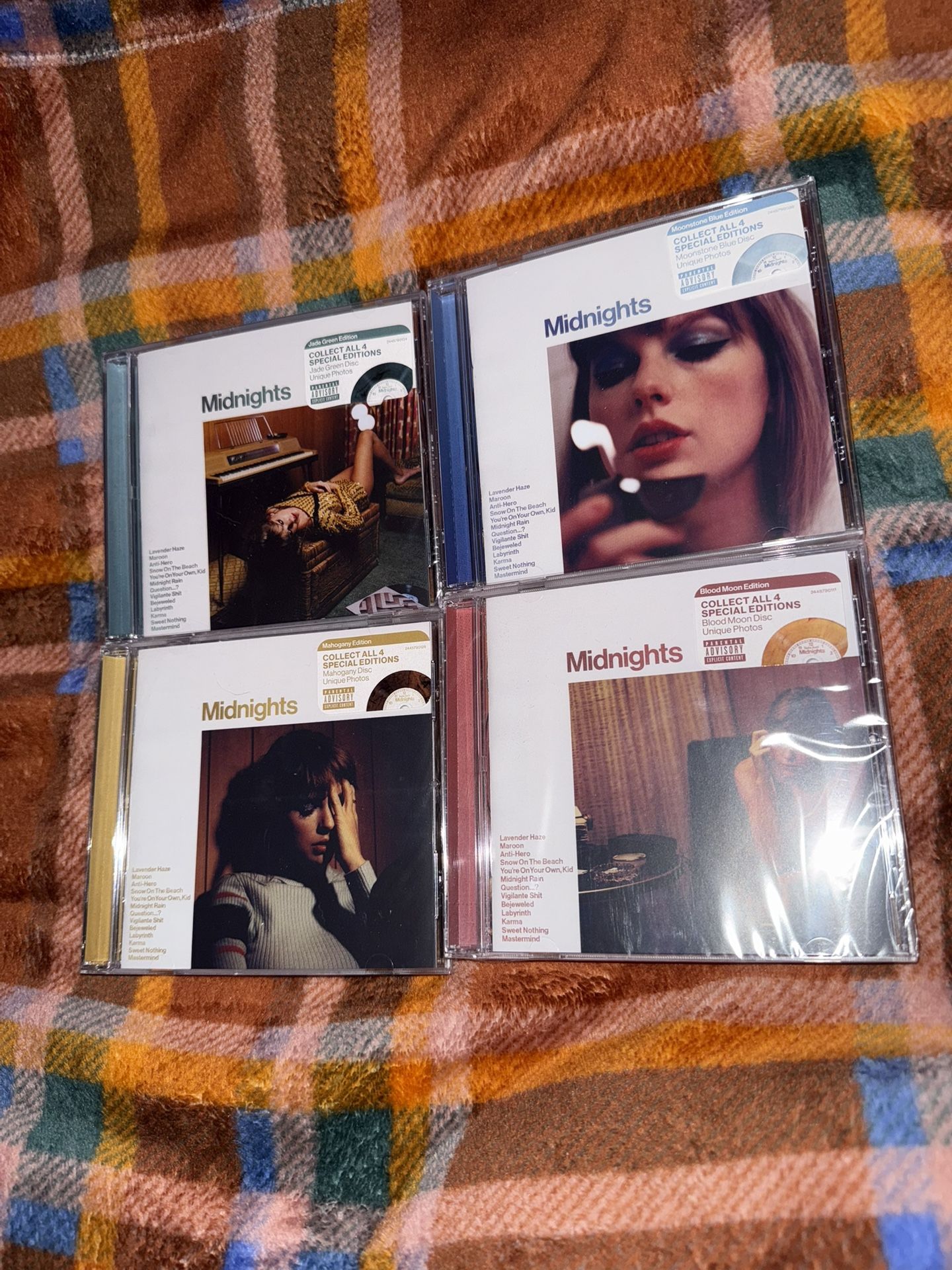 TAYLOR SWIFT - Midnights Collectors Edition Clock CD set SEALED