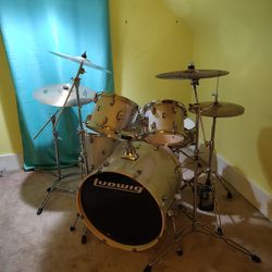 Ludwig 6 Piece Drum Kit