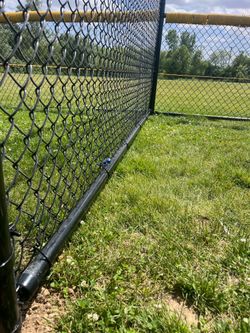 Chain link fence/Gates