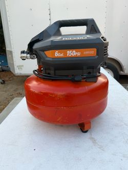 Ridgid 6 gallon air compressor and 2-1/8 in. Brad nailer combo kit
