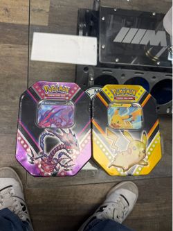 V powers tins sealed (Pikachu V/ Eternatus V)