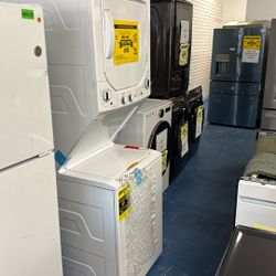 Ge 24”Stacked Washer And Dryer