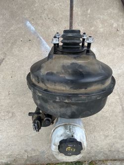 03 Chevy Tahoe brake booster