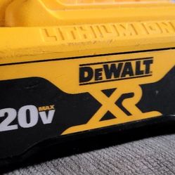 Dewalt XR 20v 6AH Tool Battery • Almost New FULLY CHARGED