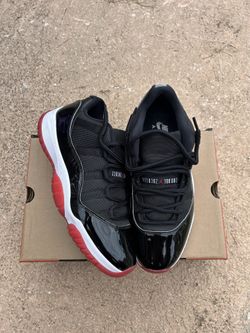 Bred Jordan 11 low Size 11