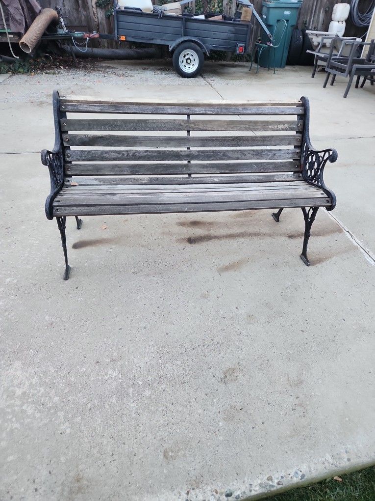 Sturdy  Park Bench